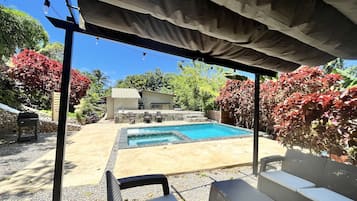 Beheizter Pool