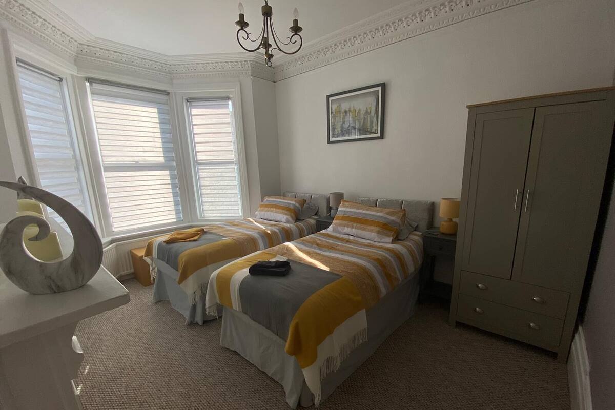 Appartement supérieur, accessible aux personnes à mobilité réduite, salle de bain attenante (Flat 1) | 1 chambre