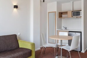 Interior - B&B Hotel Barcelona Sant Cugat (SANT CUGAT DEL VALLES)
