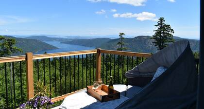Stunning view above the Malahat
