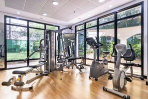 Fitness facility - Intercity Pamplona - The Universe Paulista (São Paulo)