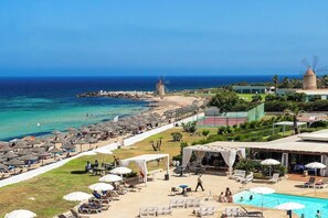 Outdoor pool - Baia Dei Mulini Hotel (Erice)
