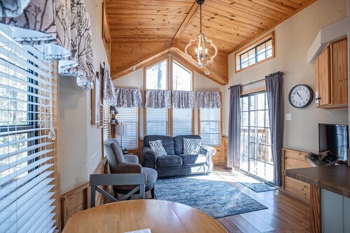Shady Hill-1 BR-Northern Hills