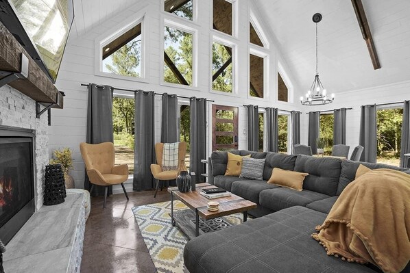 TV connectée, cheminée