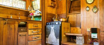 Alpacas Off Grid - House Truck (Spacious/Boutique)
