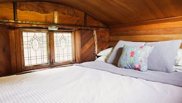 1 bedroom, Internet, bed sheets
