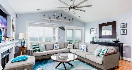 "Pelicans Nest" - Oceanfront Home w/ Private Pool, 4 Bedrooms / 3 Bathrooms