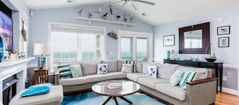 "Pelicans Nest" - Oceanfront Home w/ Private Pool, 4 Bedrooms / 3 Bathrooms