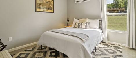 3 bedrooms, iron/ironing board, travel cot, WiFi