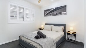 1 bedroom, free WiFi, bed sheets