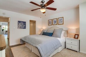 3 dormitorios, tabla de planchar con plancha, wifi gratis y ropa de cama