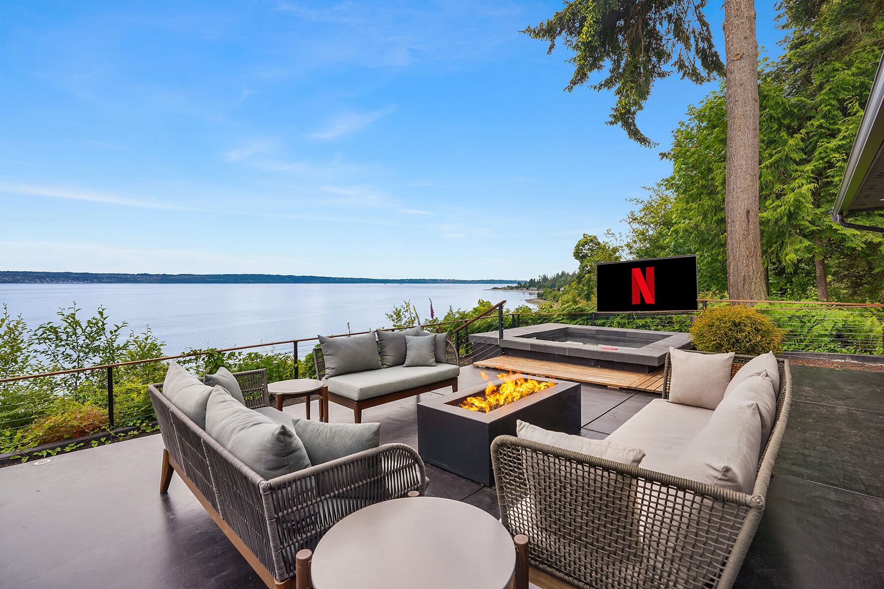 SaltWood: Zenith Waterfront Retreat