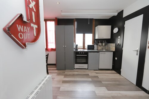 Cinema apartment with home cinema and garage