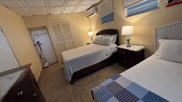 4 habitaciones, tabla de planchar con plancha y wifi gratis