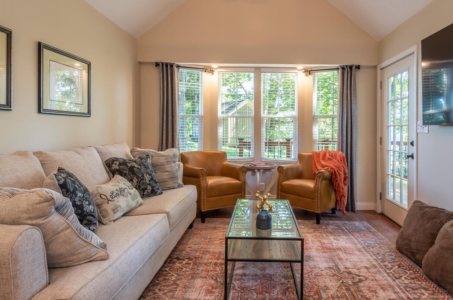 Smart TV, fireplace, books