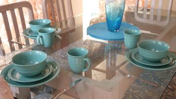 Apartment, Multiple Beds, Terrace, Pool View | Private kitchen | Fridge, microwave, oven, stovetop