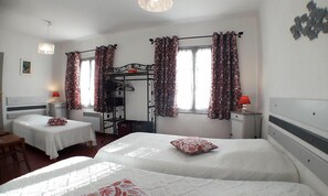 2 bedrooms, iron/ironing board, free Internet, bed sheets - Gîte La Vigne Vierge (SIX FOURS LES PLAGES)