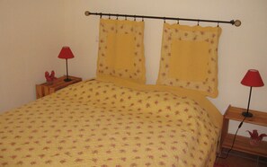 3 soverom, strykejern/-brett og internettilgang