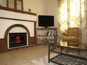 Interior - BASSEGAT NATURE - FOX AMPHOUX (FOX AMPHOUX)