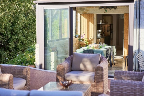 Outdoor dining - Le Bruscanou - SIX Fours LES Plages (SIX FOURS LES PLAGES)