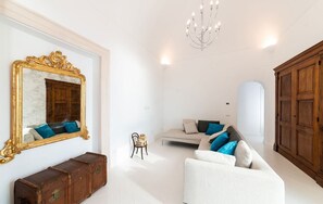 Smart TV - Villa Alessia - Luxury property in Amalfi town (Amalfi)