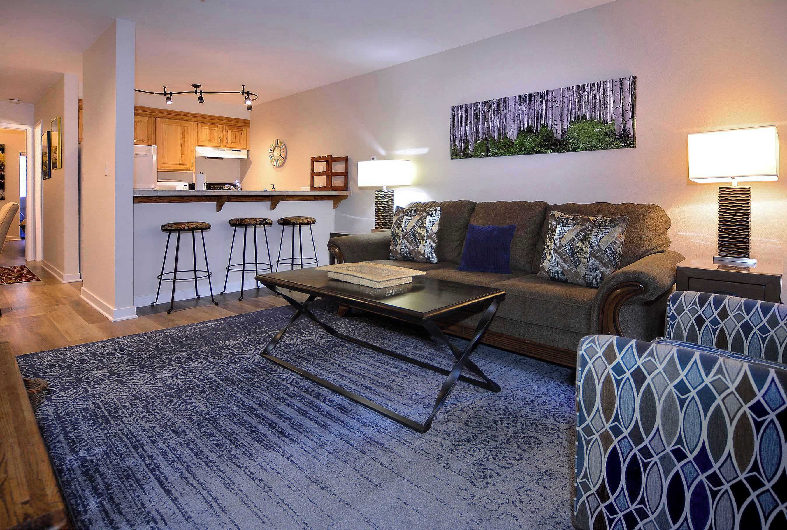 TV, fireplace, offices