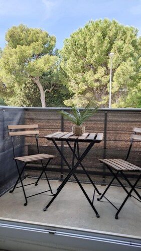 Nice apartmentT2 Avignon proche remparts, parking balcony- seasonal rental