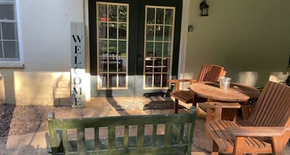 Moonfire Farm Shenandoah region cozy getaway