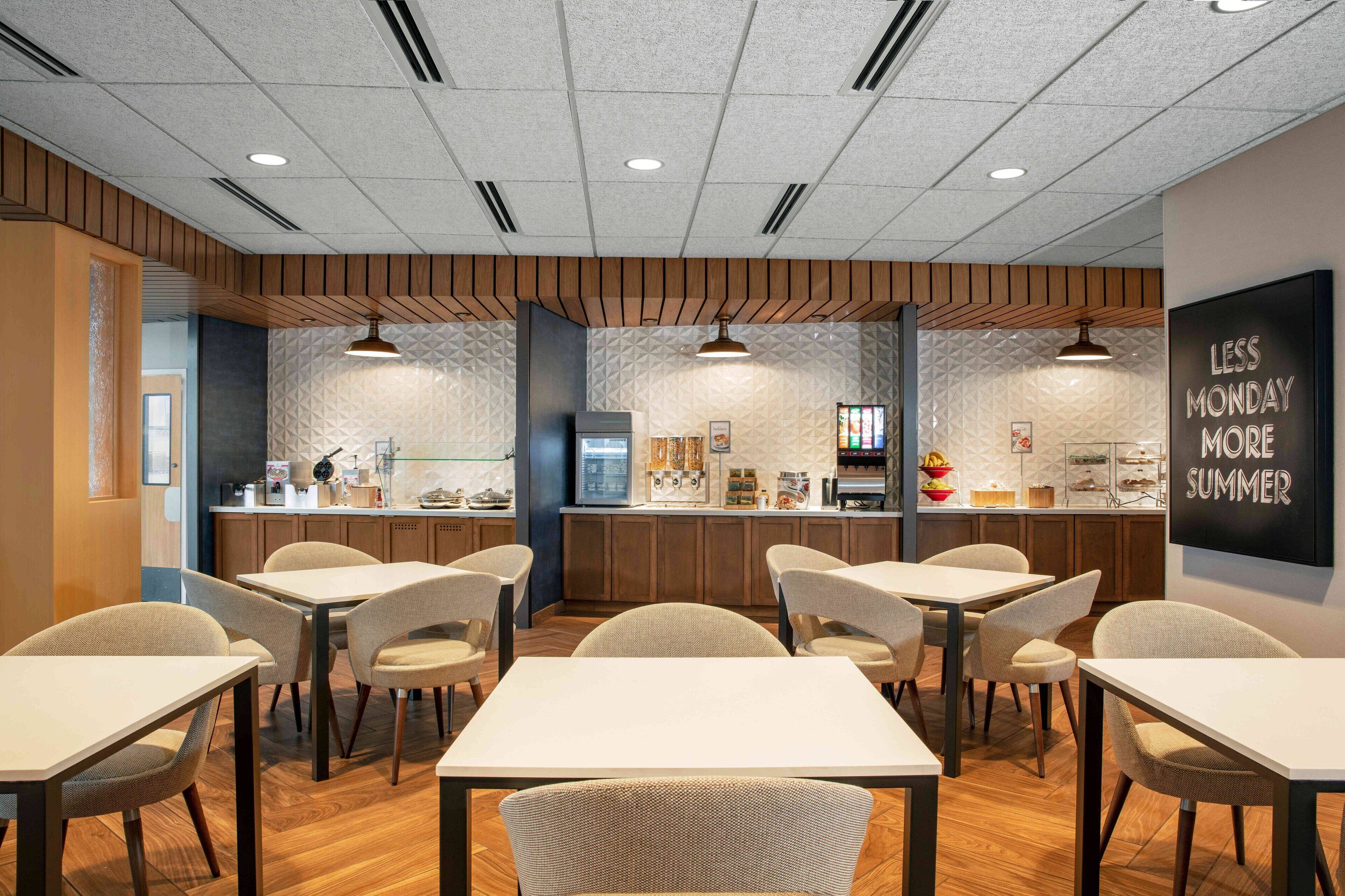 free daily continental breakfast