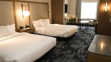 1 bedroom, premium bedding, desk, laptop workspace