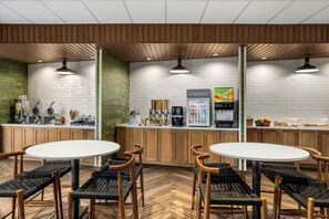 Gratis frukostbuffé varje dag 