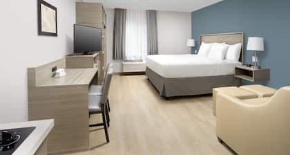WoodSpring Suites Portland Vancouver