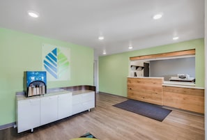 Lobby - WoodSpring Suites Gurnee - Chicago (Gurnee)