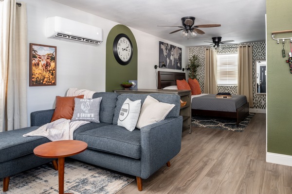 1 soverom, strykejern/-brett, wi-fi (inkludert) og sengetøy