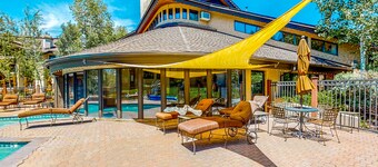 Walk to the Gondola! Resort Condo w/ Fireplace, WiFi, Shared Pools/Hot Tubs/Gym!