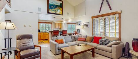 TV, fireplace, DVD player