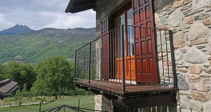 Cosy apartment for 4 guests with pool, WIFI, TV, terrace and pets allowed