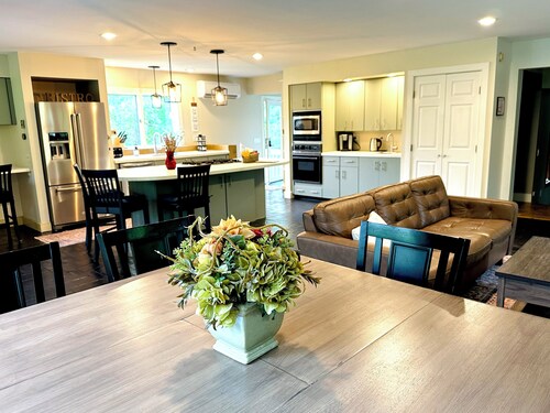 Spacious Fly Creek Retreat – Game Rm, Creek Views & Minutes to Cooperstown & DP