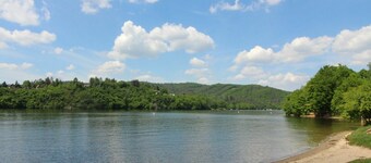 Beautiful apartment for 5 people with WIFI, patio, pets allowed and panoramic view