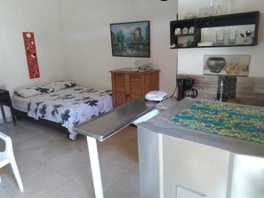 1 bedroom, free WiFi, bed sheets - Habitación Para Arrendar por Días (Necoclí)