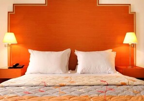 2 bedrooms, bed sheets