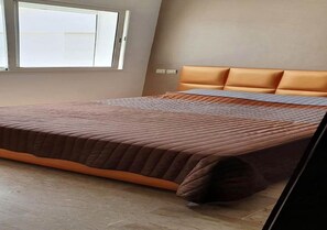 2 bedrooms
