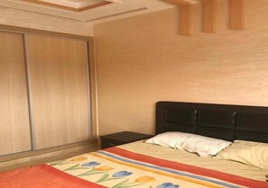 2 bedrooms