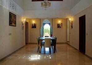 Nicht klassifiziertes Bild, 4 von 13, Schaltfläche