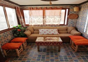 TV - Apartment in Dyar Al Madina Essaouira 4816 (Essaouira)