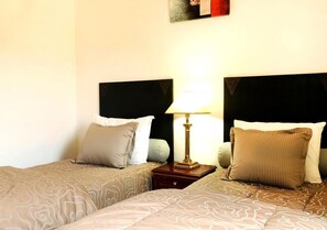 2 chambres, draps fournis