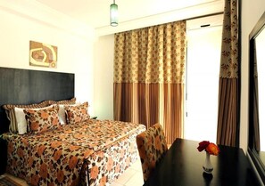 2 bedrooms, bed sheets