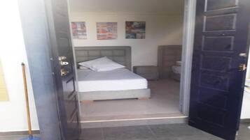 2 bedrooms, bed sheets