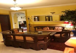 Nicht klassifiziertes Bild, 5 von 11, Schaltfläche