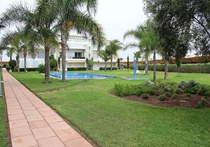 Property grounds - Superb Apartment aux Perles de Tamaris 4889 (Tamaris)